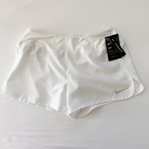Nike Dri-FIT Running Shorts Womens Medium White Lined Athletic Standard Fit NWT